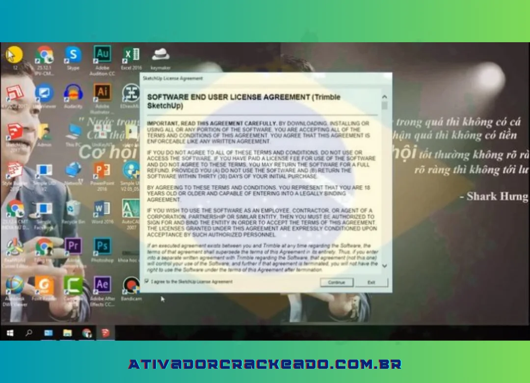 Selecione “Aceito o contrato de licença do SketchUp”.
