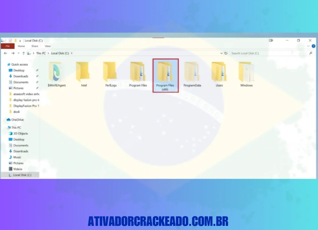 Para colar os arquivos copiados no local de instalação, abra a unidade C e navegue até “Arquivos de Programas (x86)”.