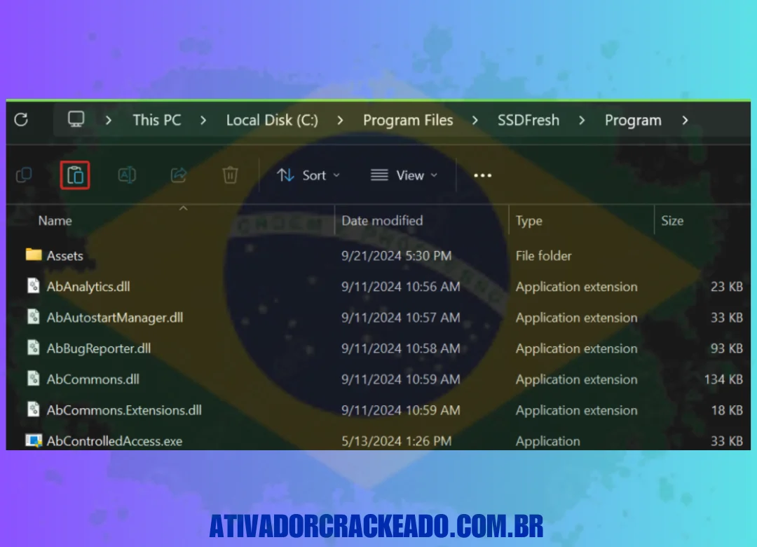 Substitua o arquivo original em C:\Program Files\SSDFresh\Program\ por uma cópia de AbCommons.dll da pasta Crack.