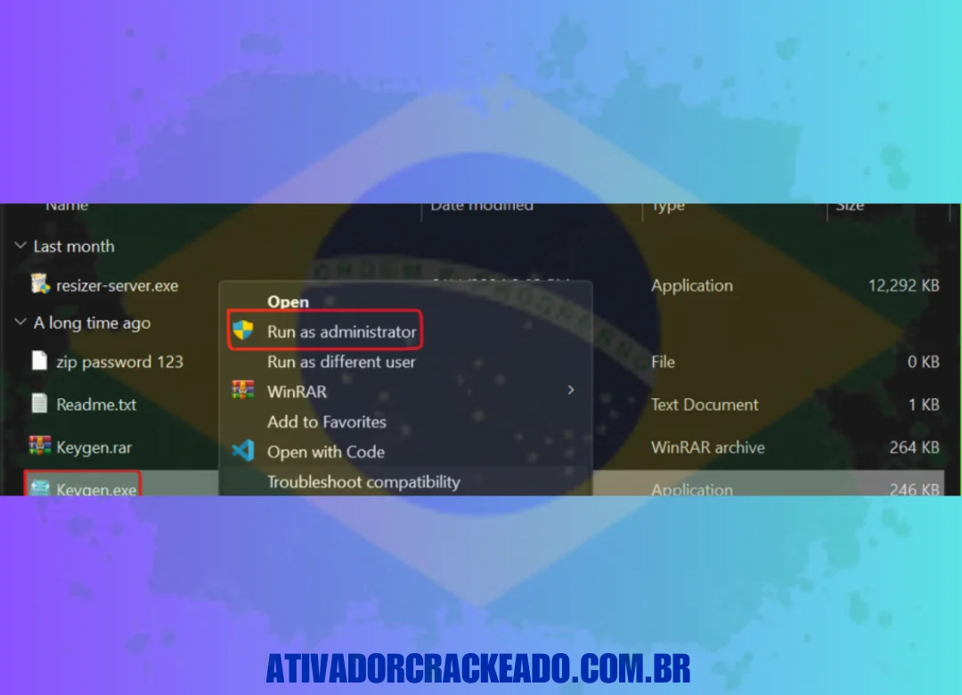 Extraia o arquivo Keygen.rar e execute o keygen como administrador. Escolha a edição que você quer e gere uma chave para ela. 