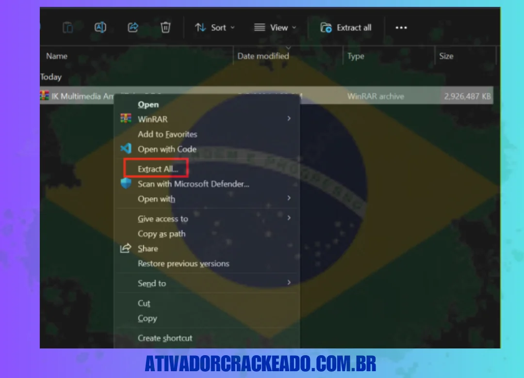 Extraia o arquivo que você baixou usando algum software como WinRAR.