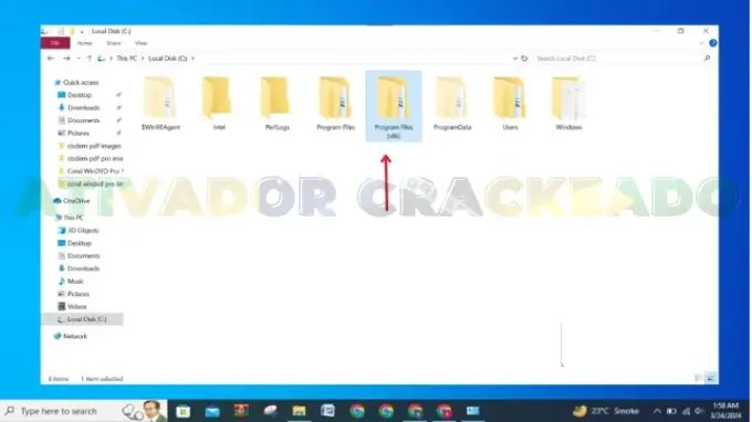 Em seguida, navegue até o disco local C e acesse os arquivos do programa.